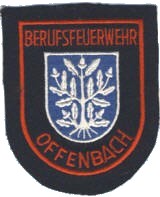 Abzeichen Berufsfeuerwehr Offenbach in rot