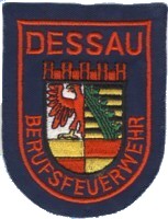 Abzeichen Berufsfeuerwehr Dessau in rot