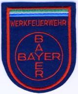 Abzeichen Werkfeuerwehr Bayer in rot