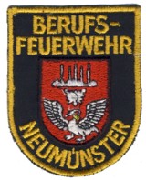 Abzeichen Berufsfeuerwehr Neumnster in gold