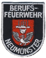 Abzeichen Berufsfeuerwehr Neumnster in silber