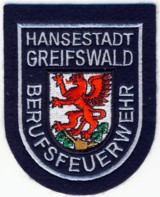 Abzeichen Berufsfeuerwehr Hansestadt Greifswald  in silber